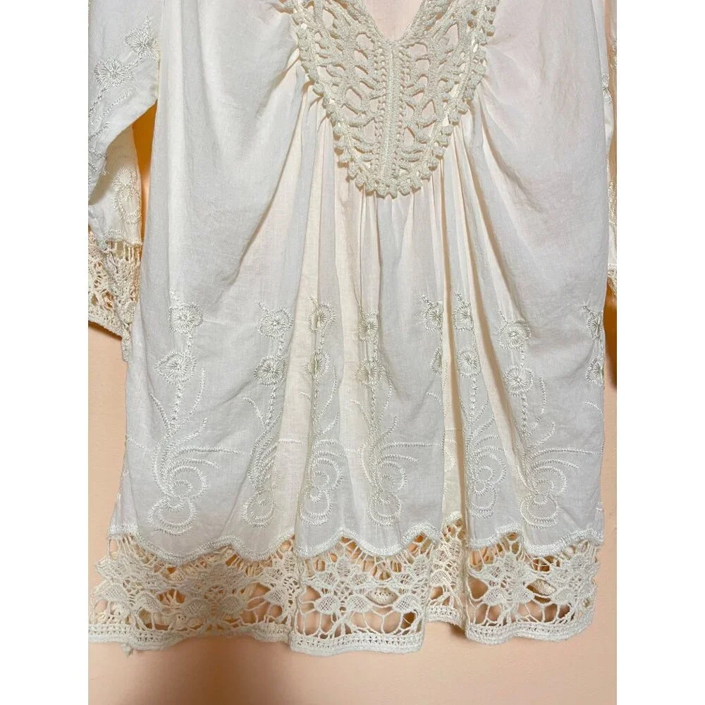 Forgotten Grace Ivory Embroidered Crochet Tunic Top V-Neck 3/4Sleeve Size Large - Picture 8 of 17